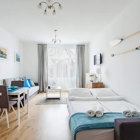 Chrobrego Przy Plazy Apartment *